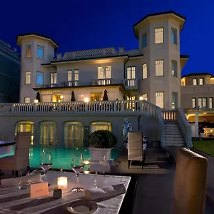 Otel Carducci 76