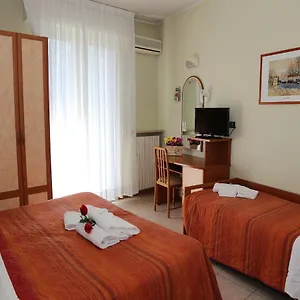 Al Dollaro Hotel